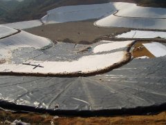 土工膜垃圾填埋場施工完畢